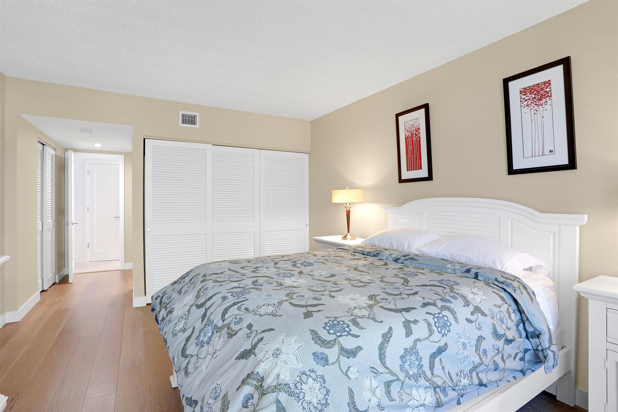 MERIDIAN OF PALM BEACH CO - Residential Lease