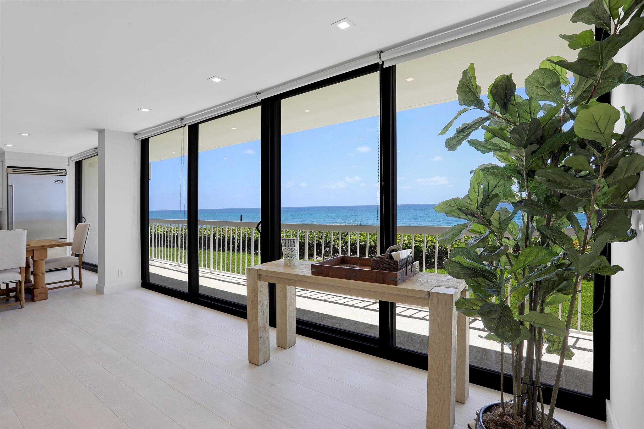 3300 S Ocean 202 S Boulevard 202s