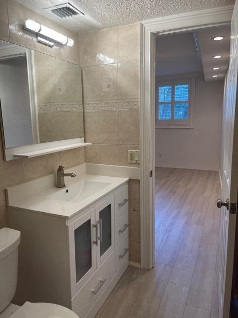 GARDEN-AIRE VILLAGE - Residential