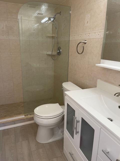 GARDEN-AIRE VILLAGE - Residential