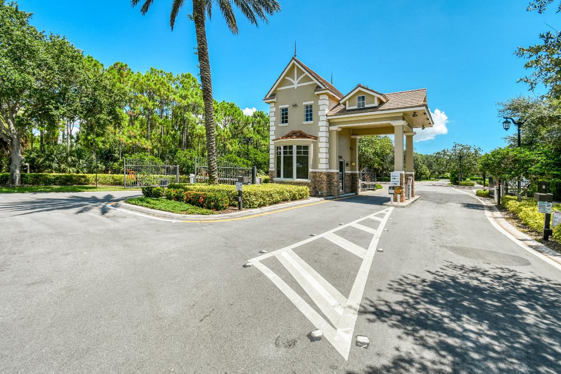 SAND TRAIL (AKA COPPERLEAF) - Residential