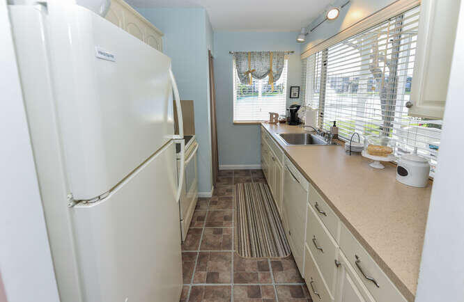 JUPITER BAY ONE THRU SIX CONDO - Residential Lease