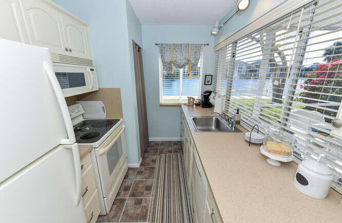 JUPITER BAY ONE THRU SIX CONDO - Residential Lease