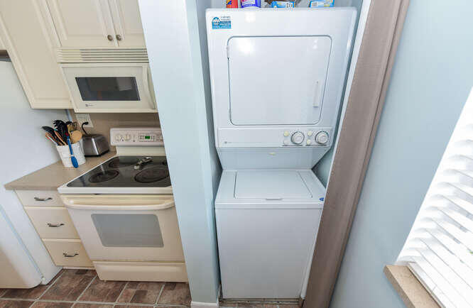 JUPITER BAY ONE THRU SIX CONDO - Residential Lease