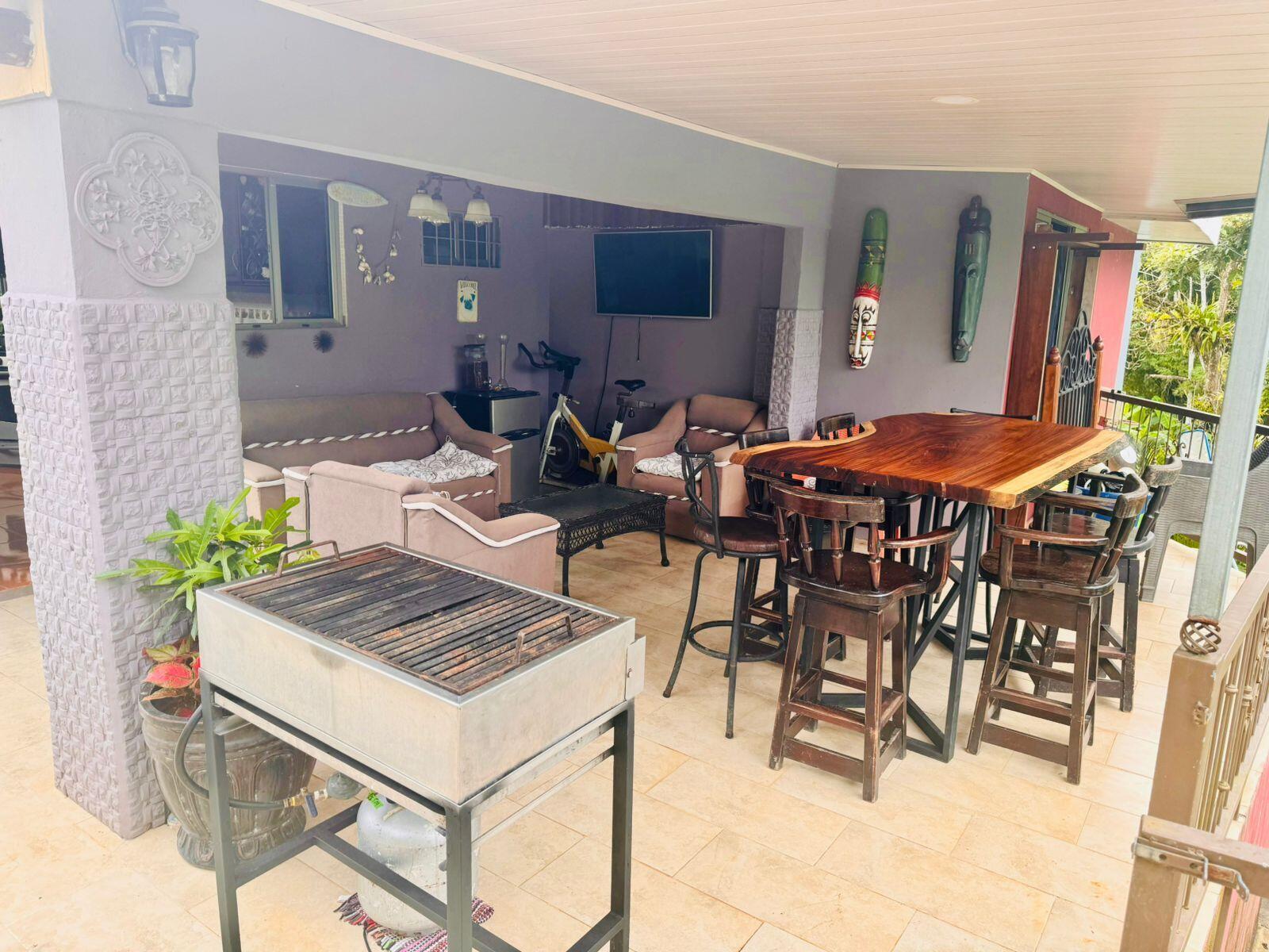 El Tanque, Fortuna - Residential
