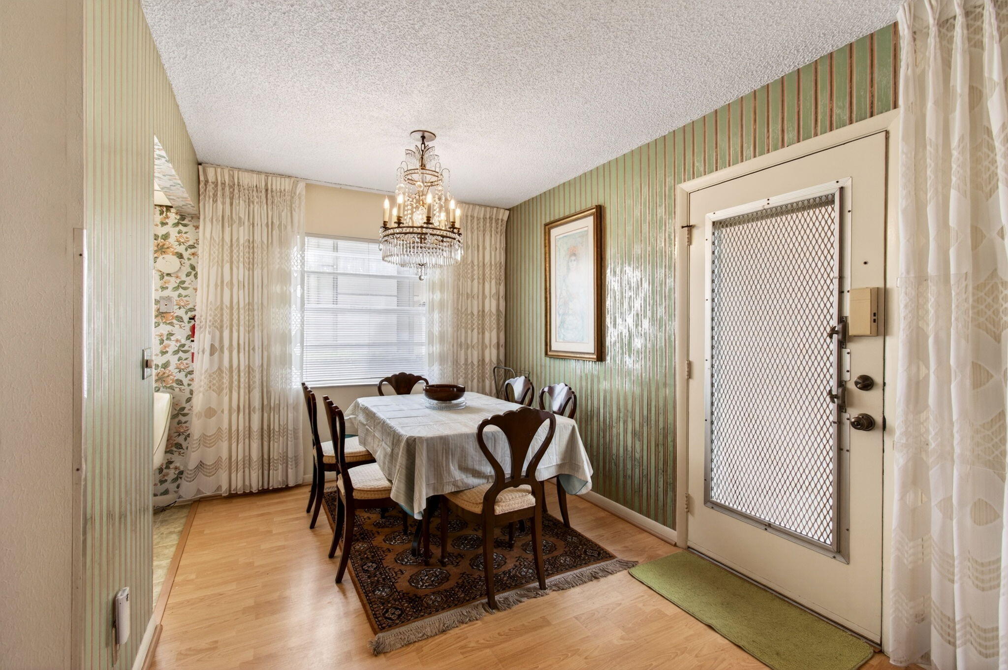 KINGS POINT CAPRI CONDOS - Residential