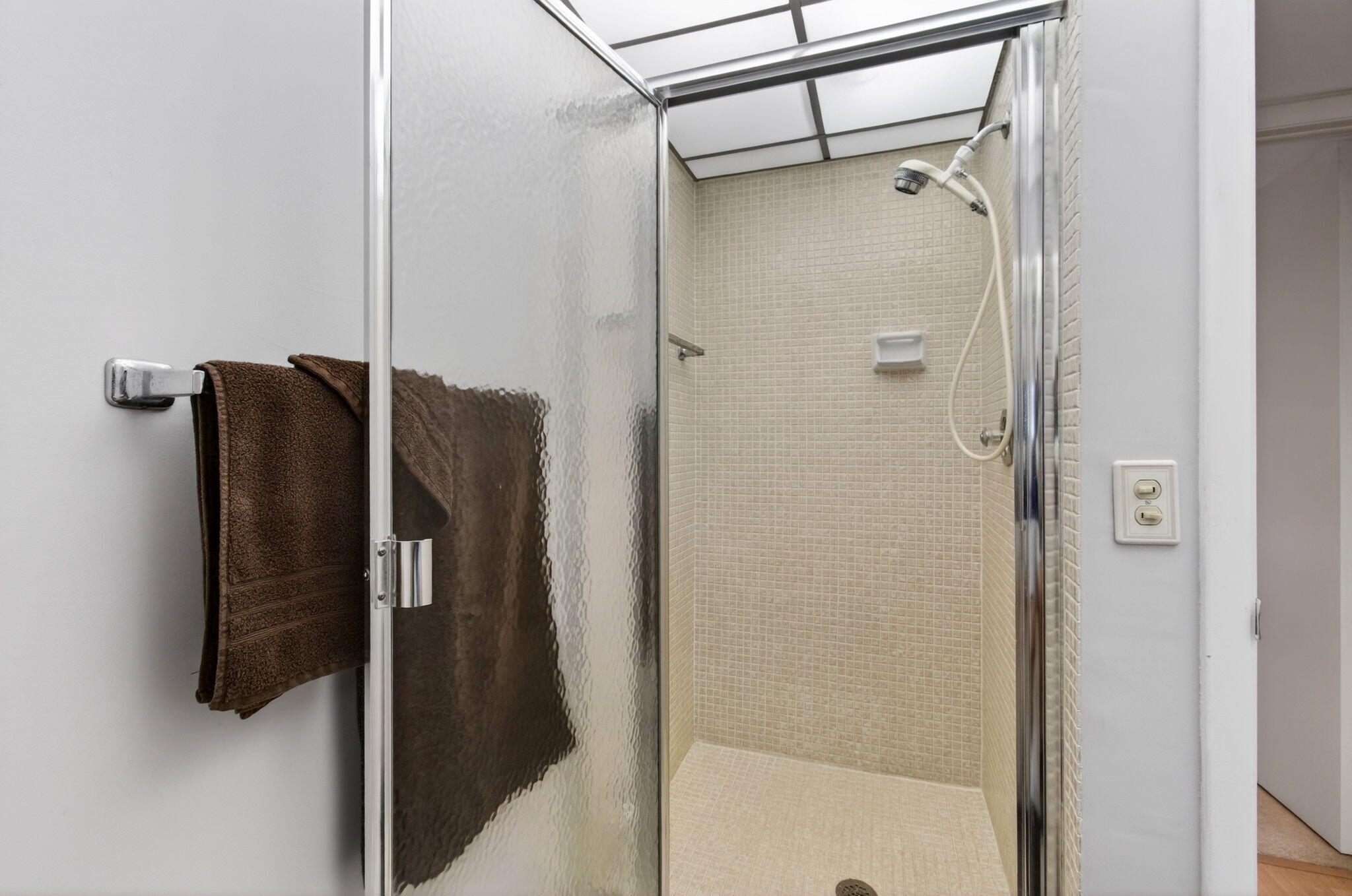 KINGS POINT CAPRI CONDOS - Residential