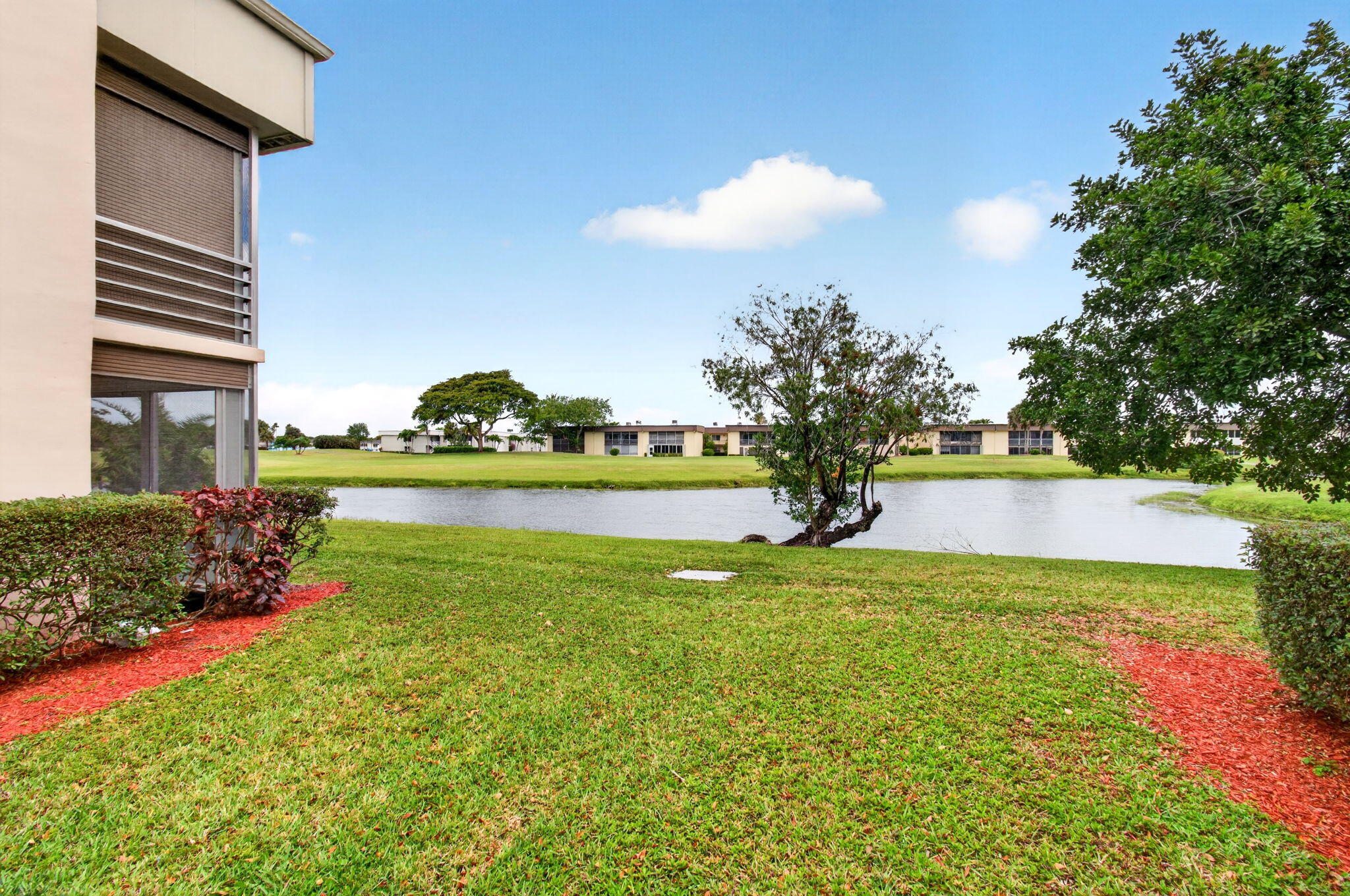 KINGS POINT CAPRI CONDOS - Residential