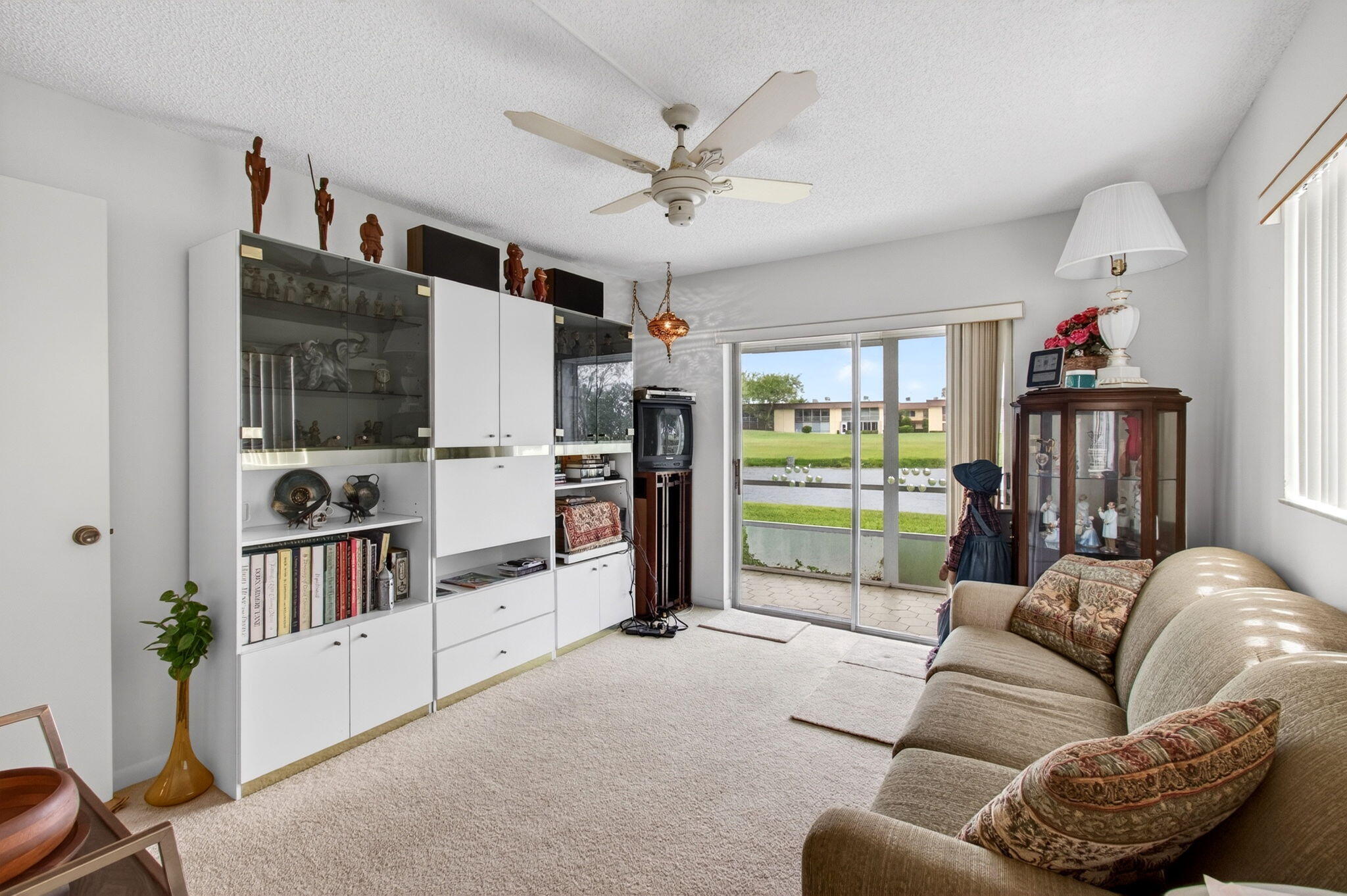 KINGS POINT CAPRI CONDOS - Residential