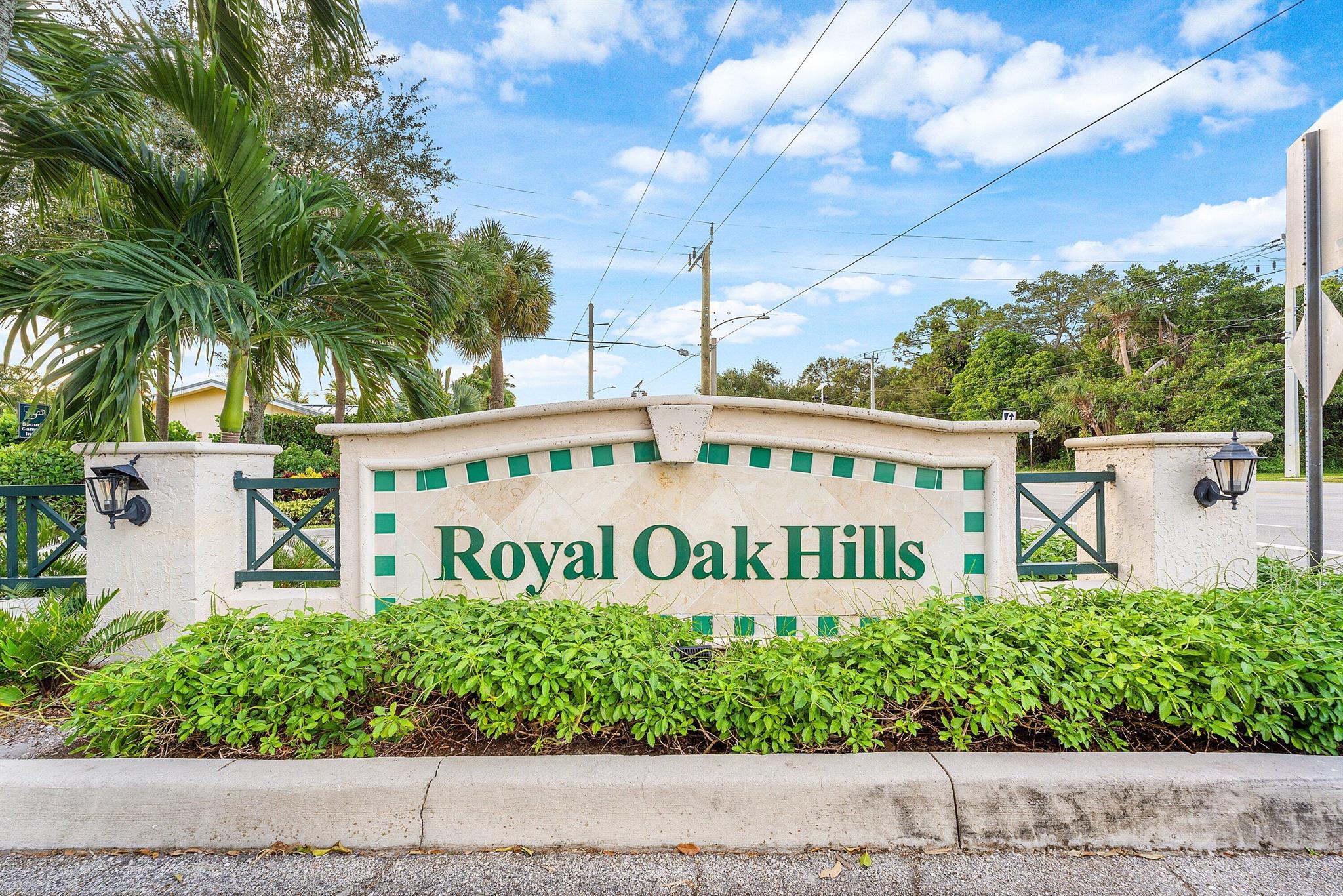 ROYAL OAK HILLS 1ST SEC - Residential