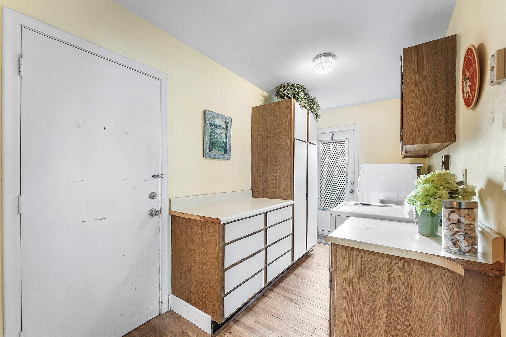 ROYAL OAK HILLS 1ST SEC - Residential