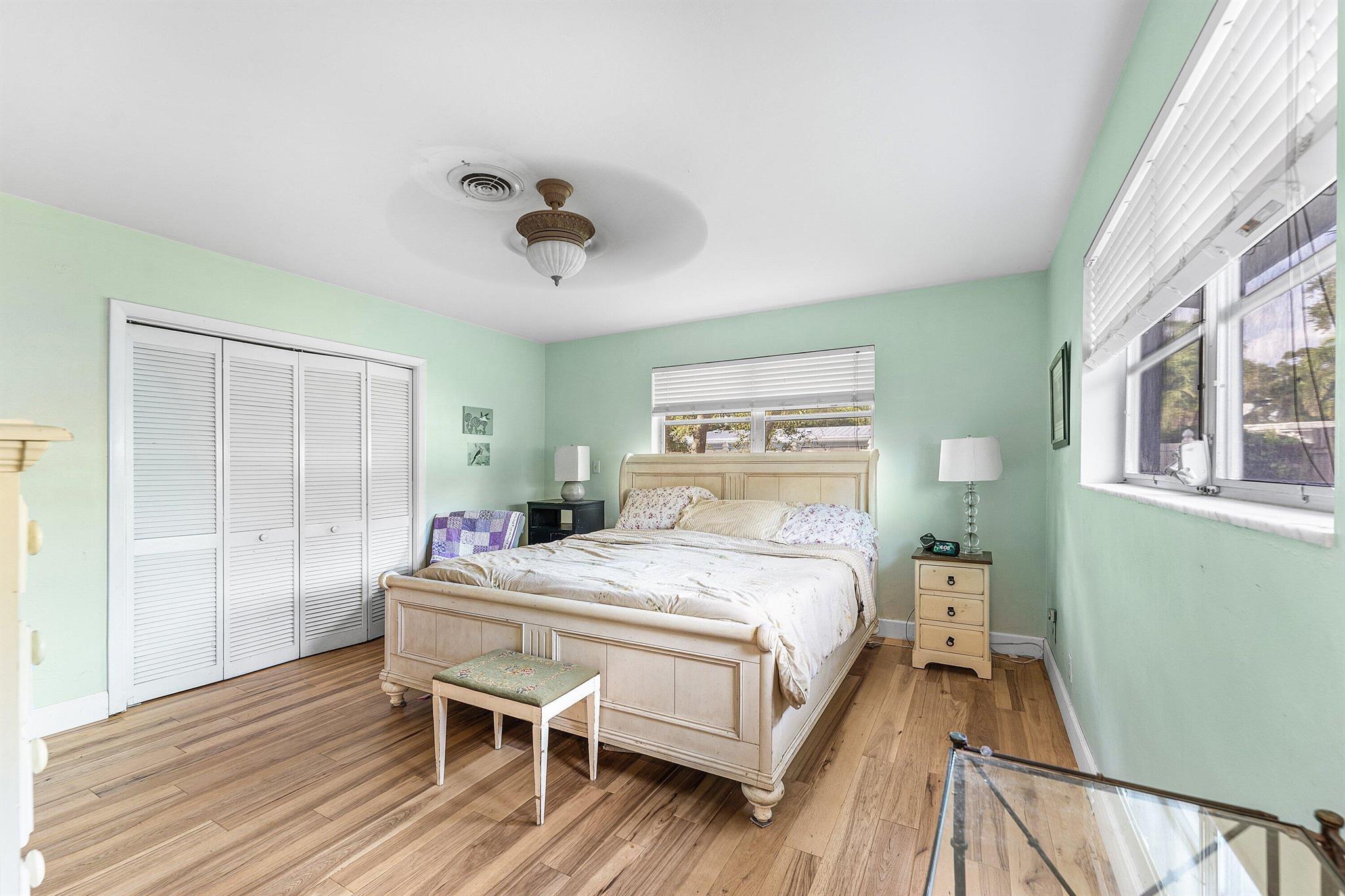 ROYAL OAK HILLS 1ST SEC - Residential