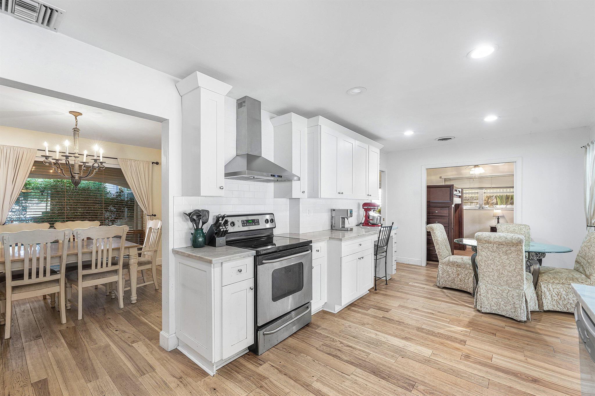 ROYAL OAK HILLS 1ST SEC - Residential