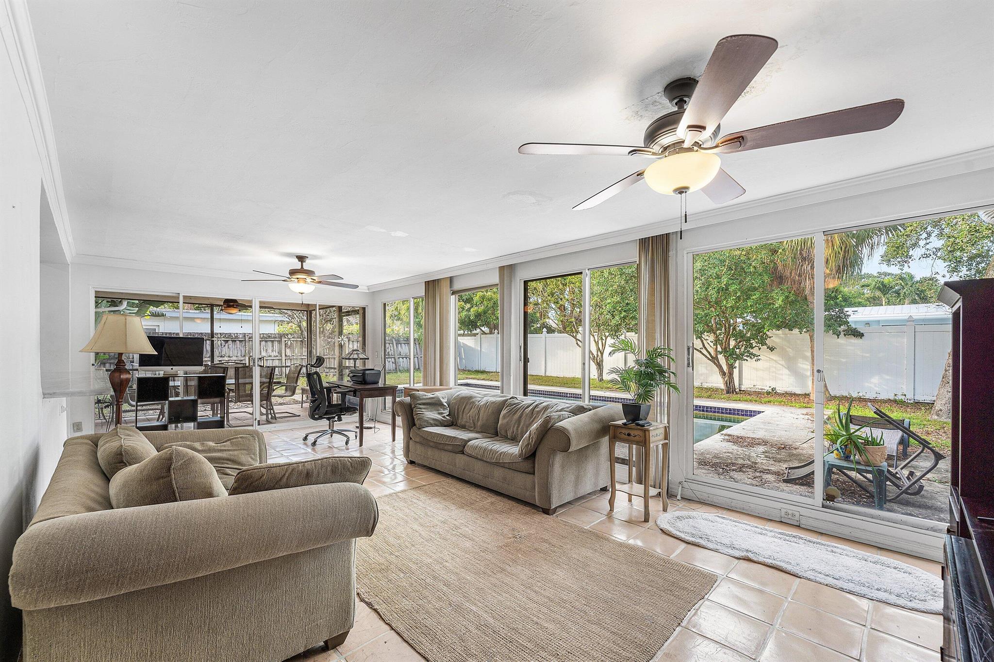 ROYAL OAK HILLS 1ST SEC - Residential