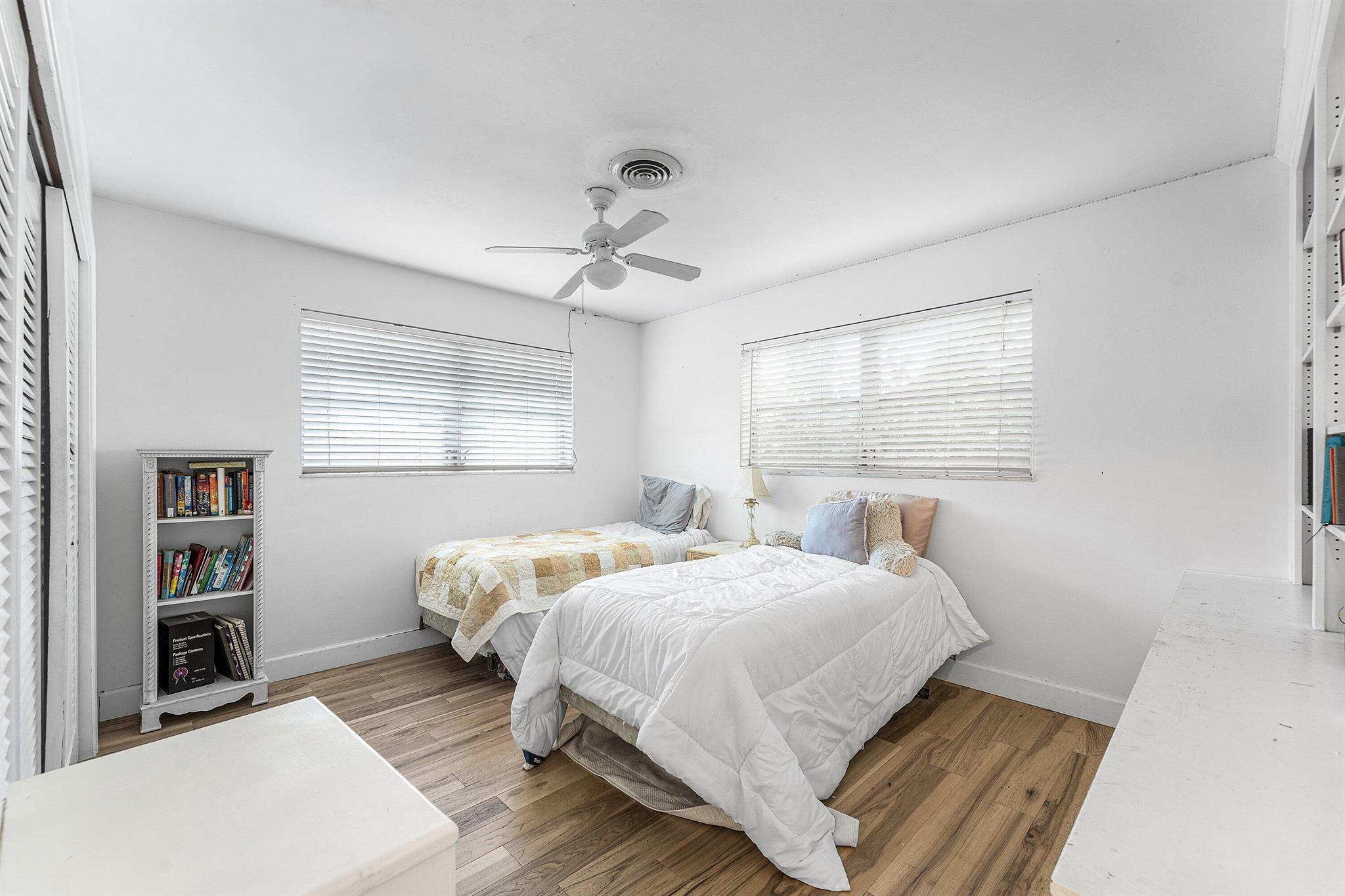 ROYAL OAK HILLS 1ST SEC - Residential