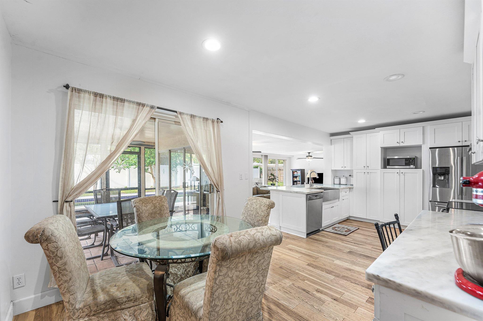 ROYAL OAK HILLS 1ST SEC - Residential