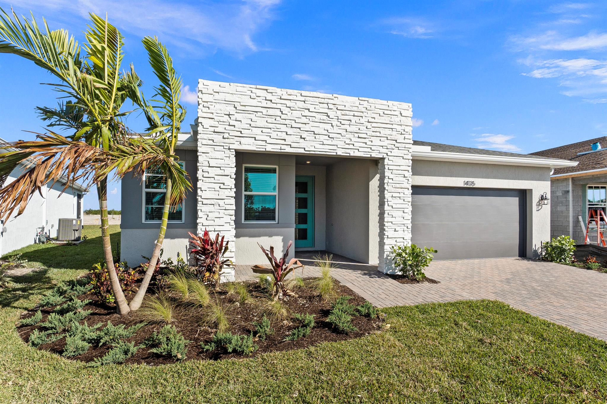 Port St Lucie, Florida 34987, United States, 4 Bedrooms Bedrooms, ,2 BathroomsBathrooms,Residential,Pending,209528