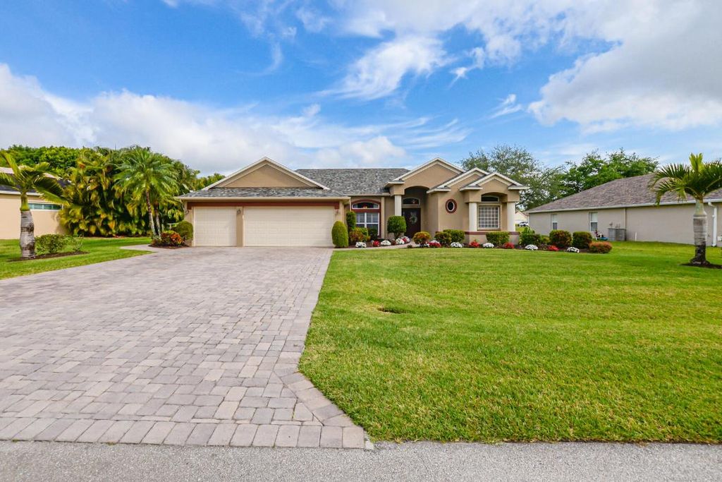 Photo of 2803 Serenity Circle S, Fort Pierce, FL 34981 (MLS # R10971456)