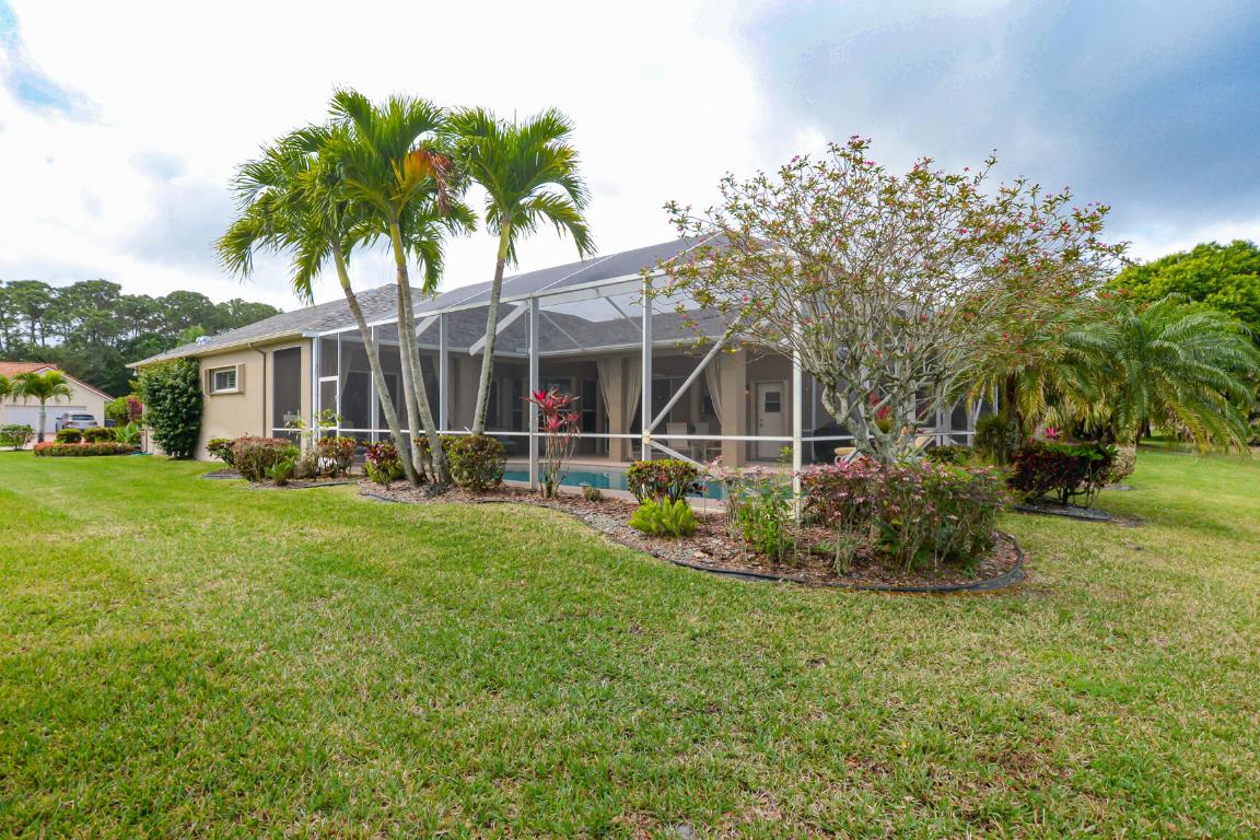 Palm Lake Gardens - Residential