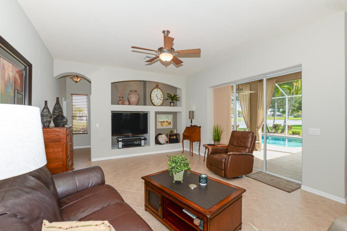 Palm Lake Gardens - Residential