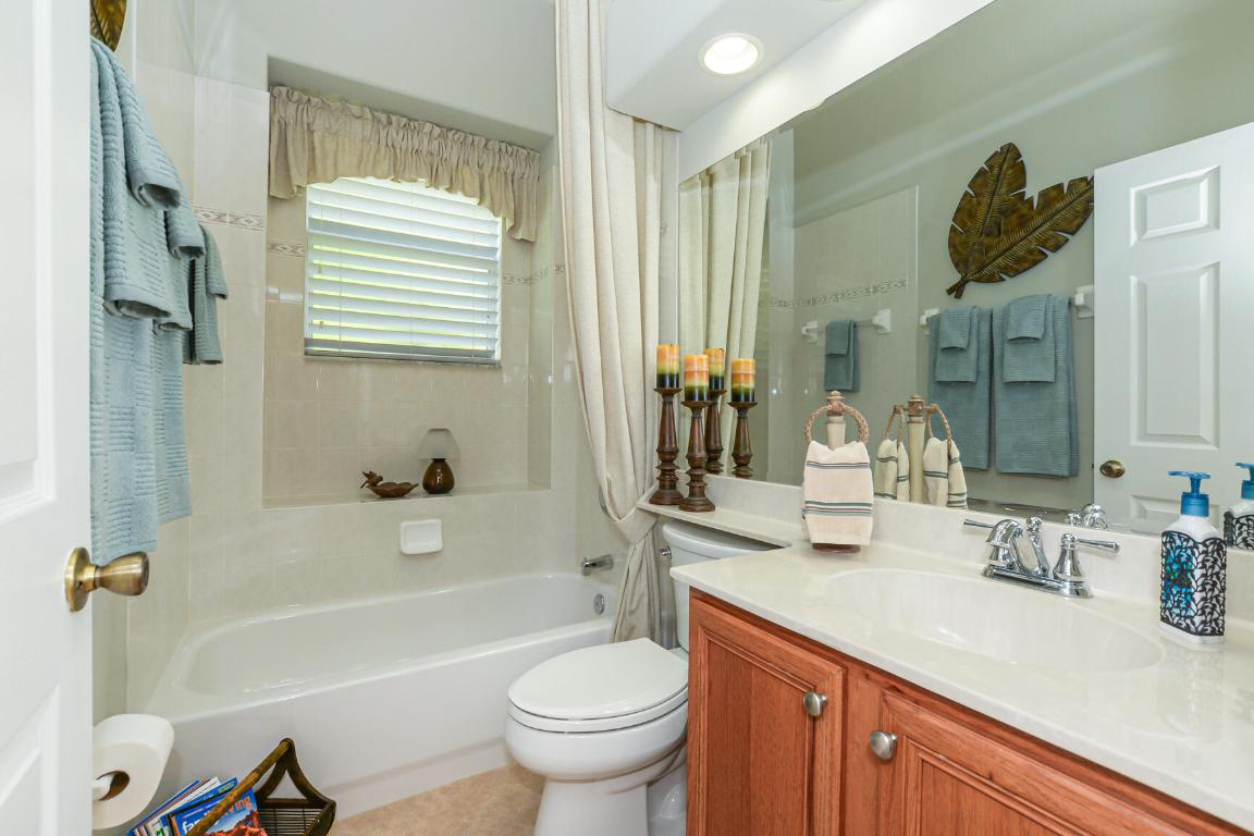 Palm Lake Gardens - Residential