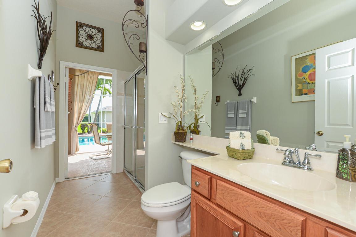 Palm Lake Gardens - Residential