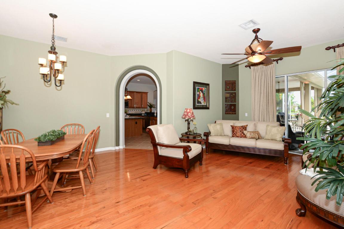 Palm Lake Gardens - Residential