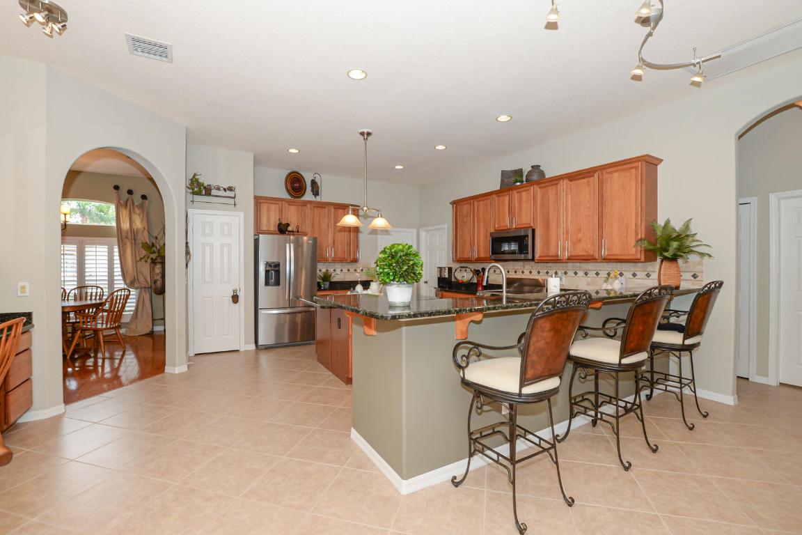 Palm Lake Gardens - Residential