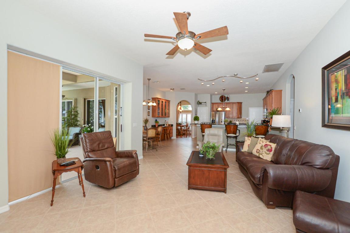 Palm Lake Gardens - Residential