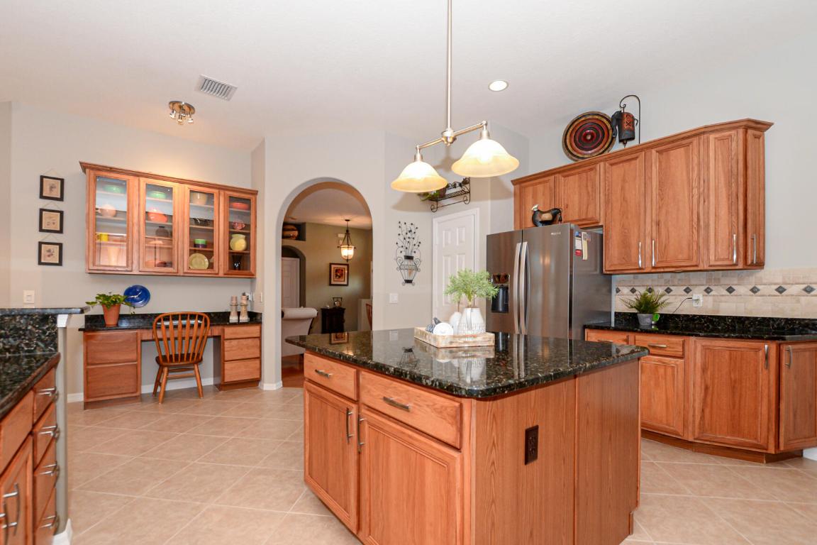 Palm Lake Gardens - Residential