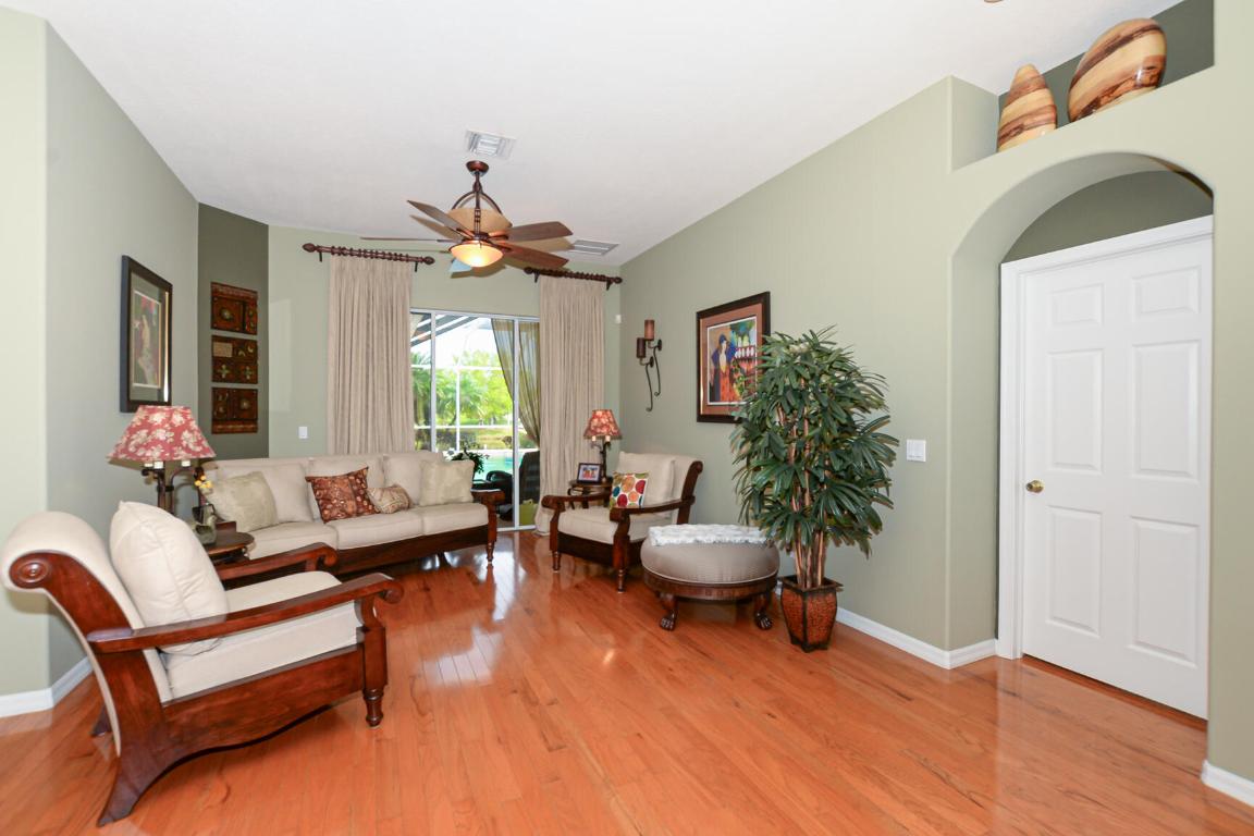 Palm Lake Gardens - Residential