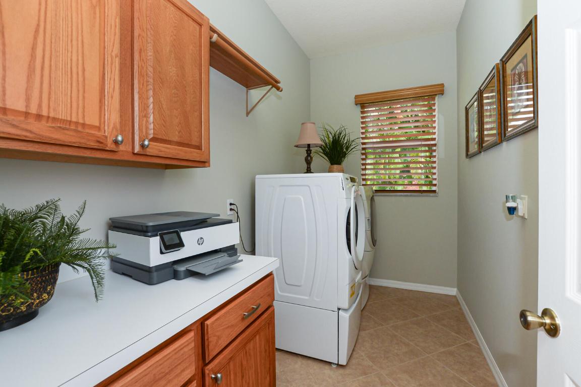 Palm Lake Gardens - Residential