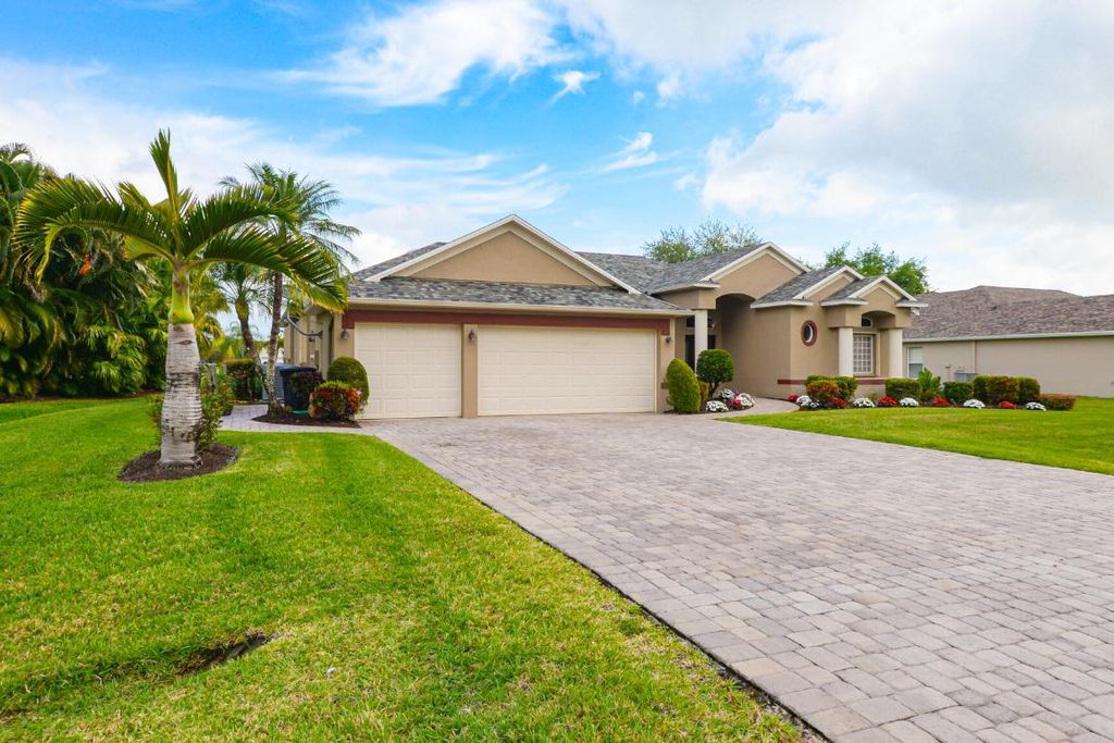 Photo of 2803 Serenity Circle S, Fort Pierce, FL 34981 (MLS # R10971456)