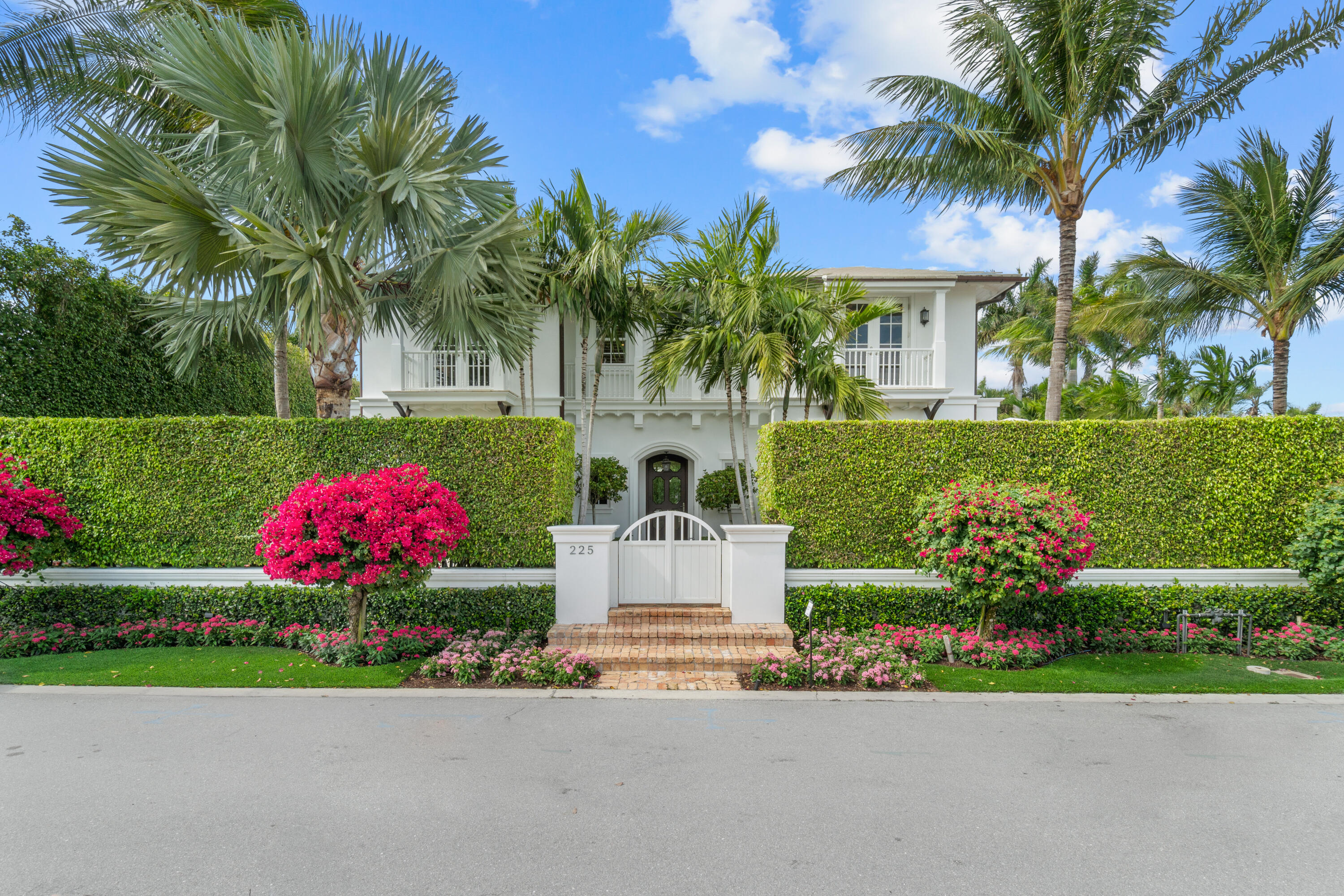 EAST SHORE - Residential