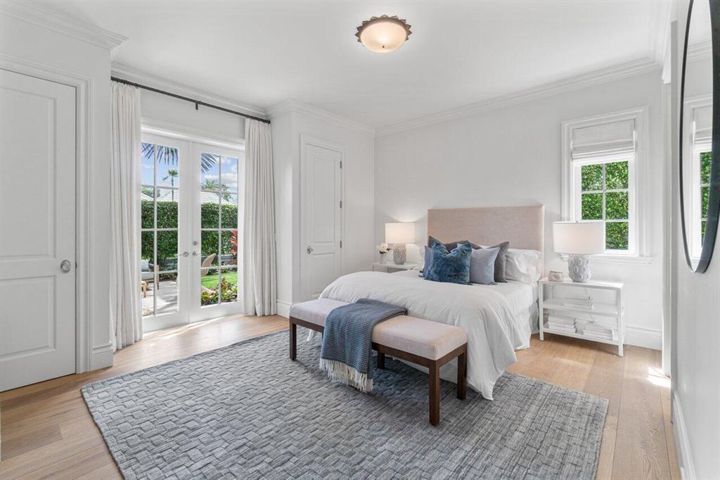 EAST SHORE - Residential