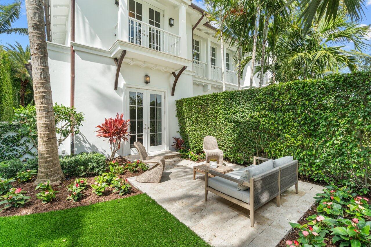 EAST SHORE - Residential