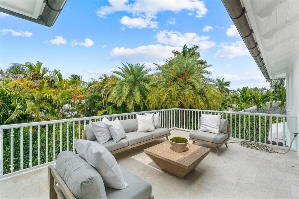 EAST SHORE - Residential