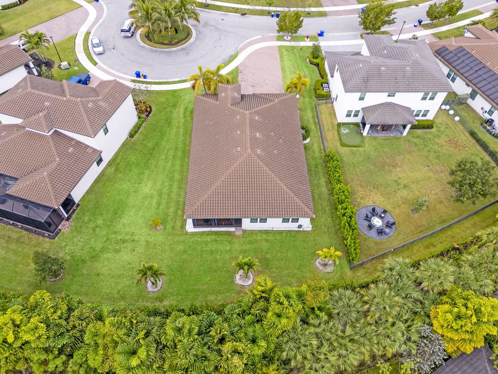 CRESTWOOD NORTH - Residential