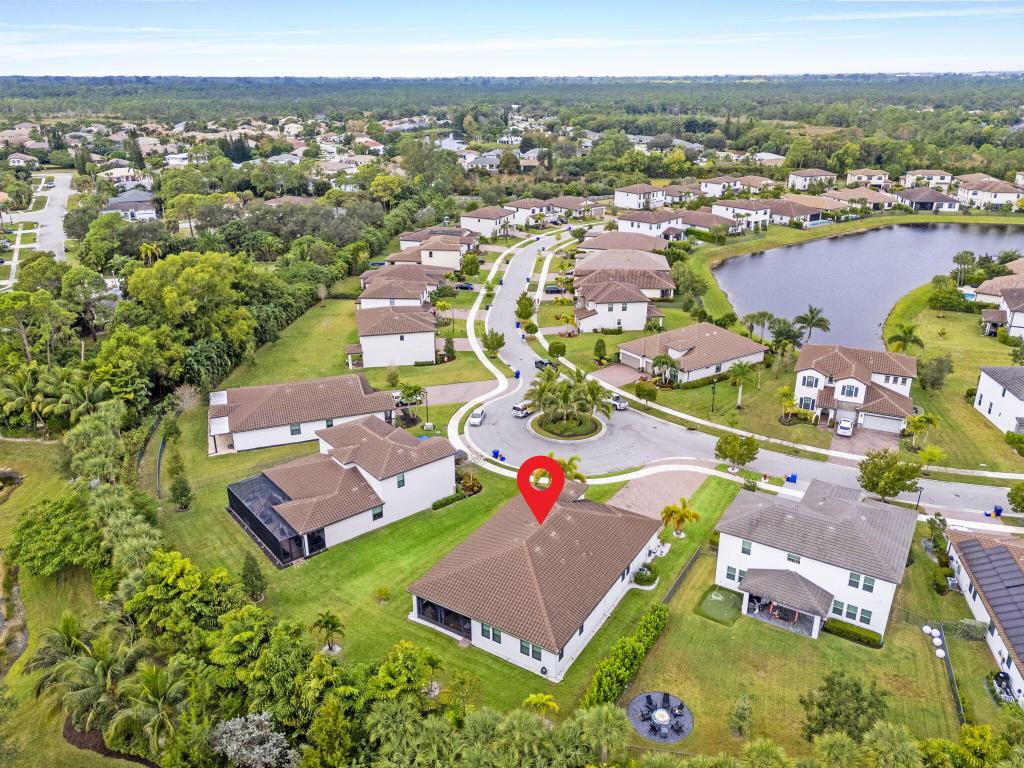 CRESTWOOD NORTH - Residential