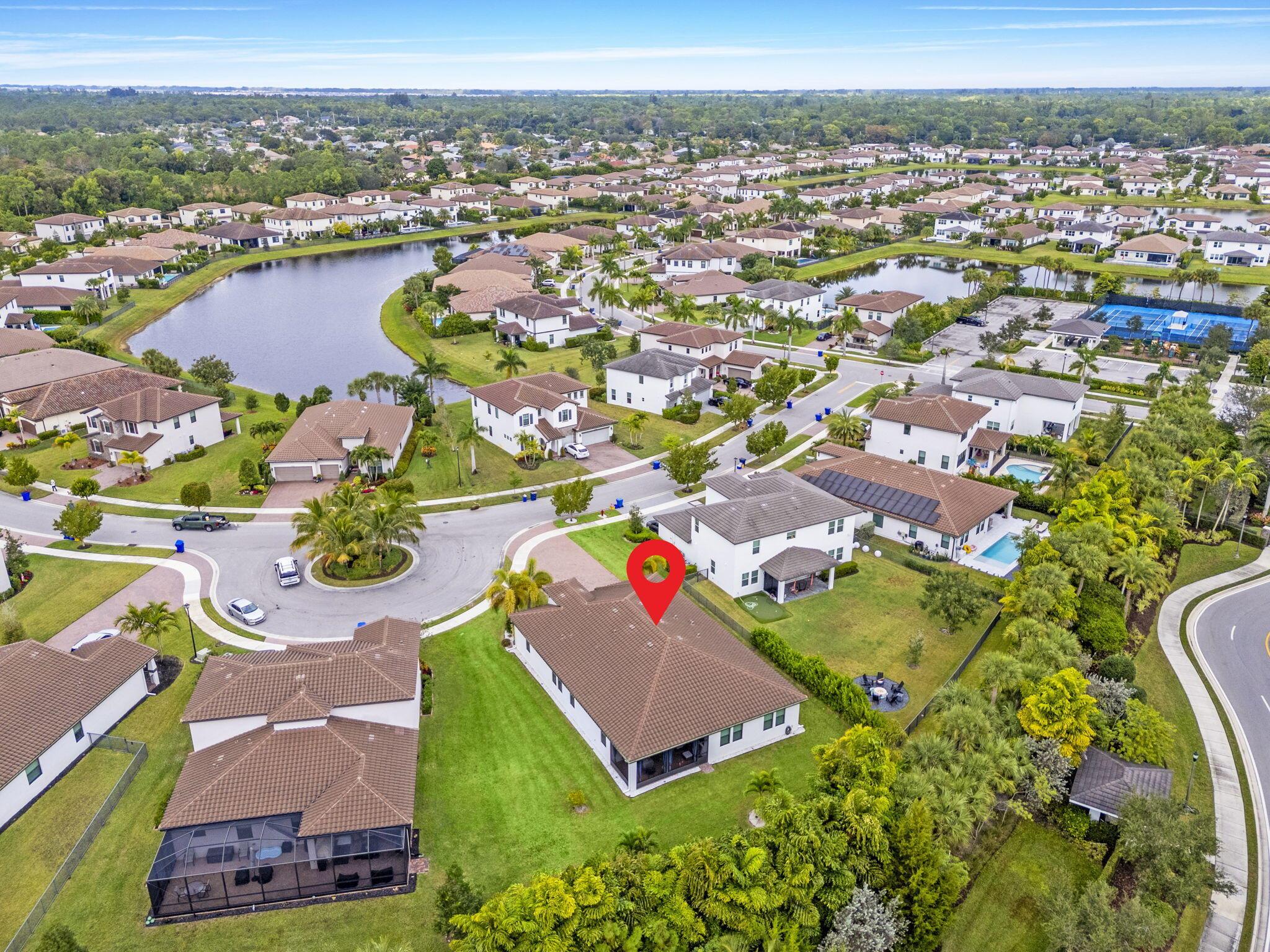 CRESTWOOD NORTH - Residential