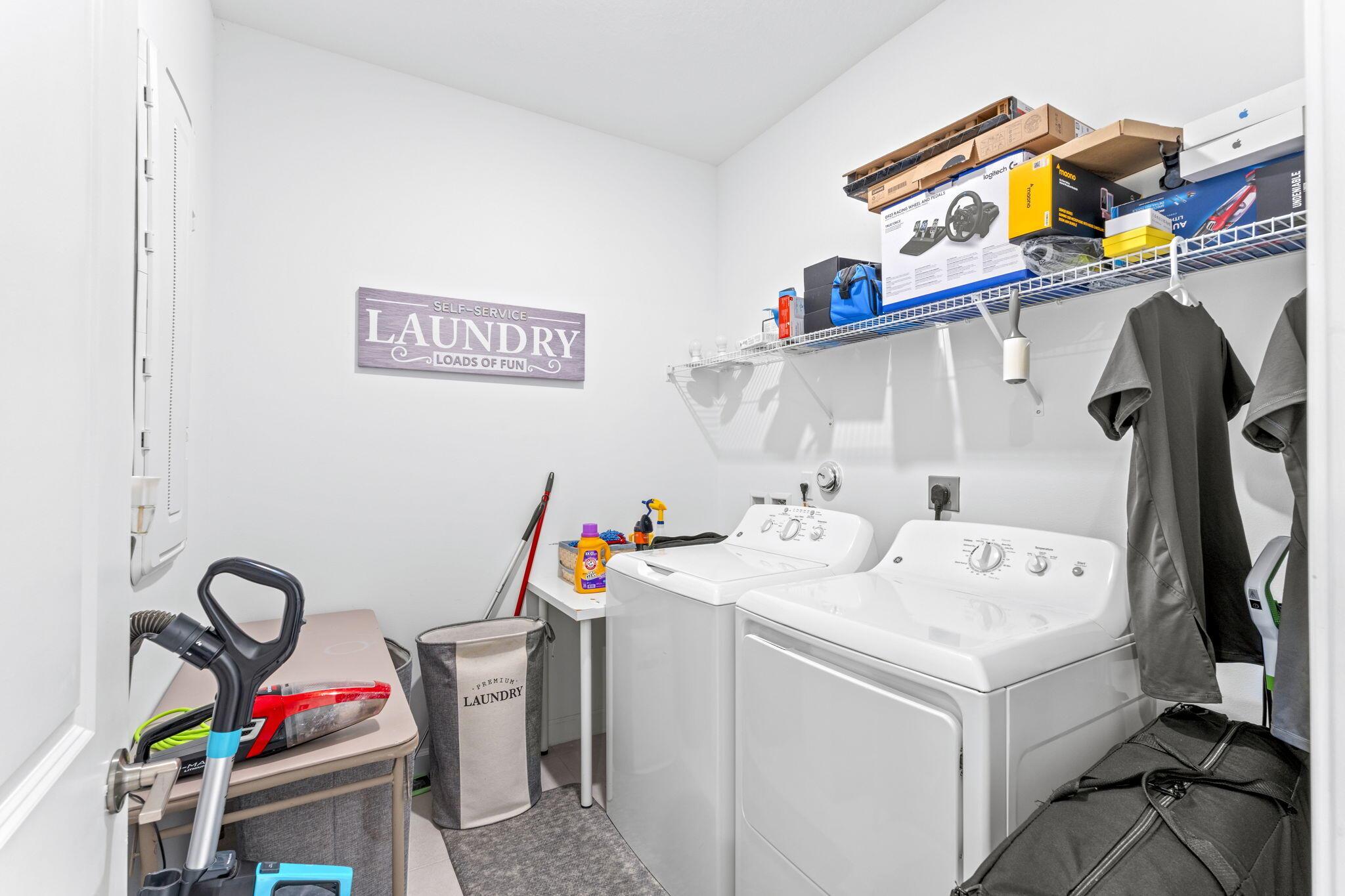 CRESTWOOD NORTH - Residential