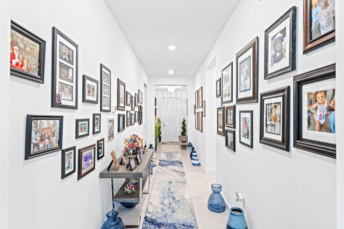 CRESTWOOD NORTH - Residential