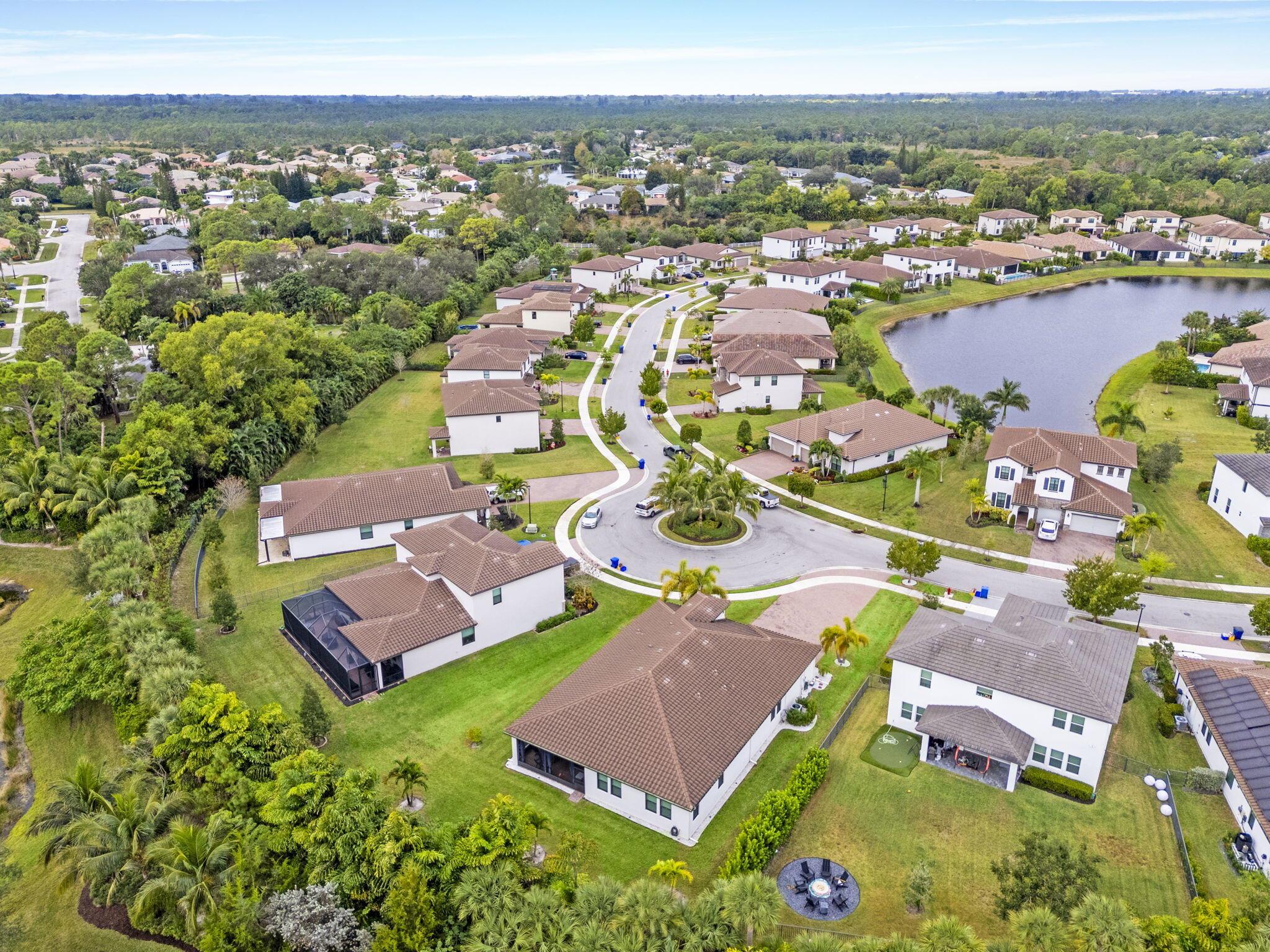 CRESTWOOD NORTH - Residential