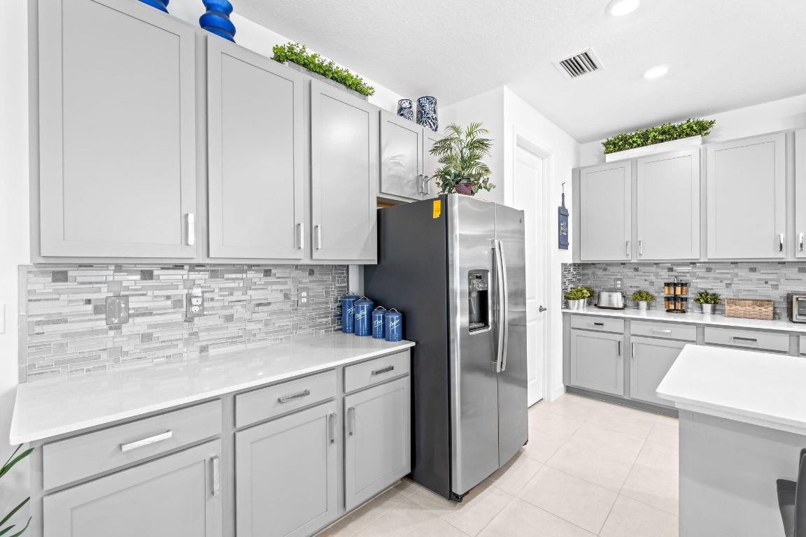 CRESTWOOD NORTH - Residential