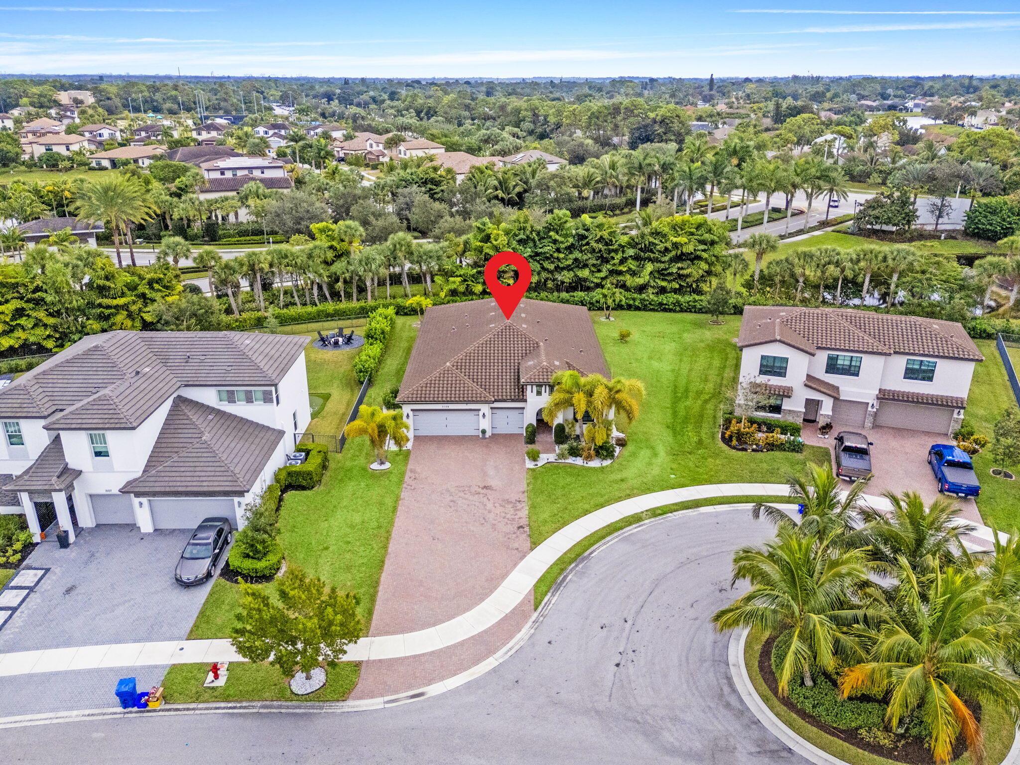 CRESTWOOD NORTH - Residential