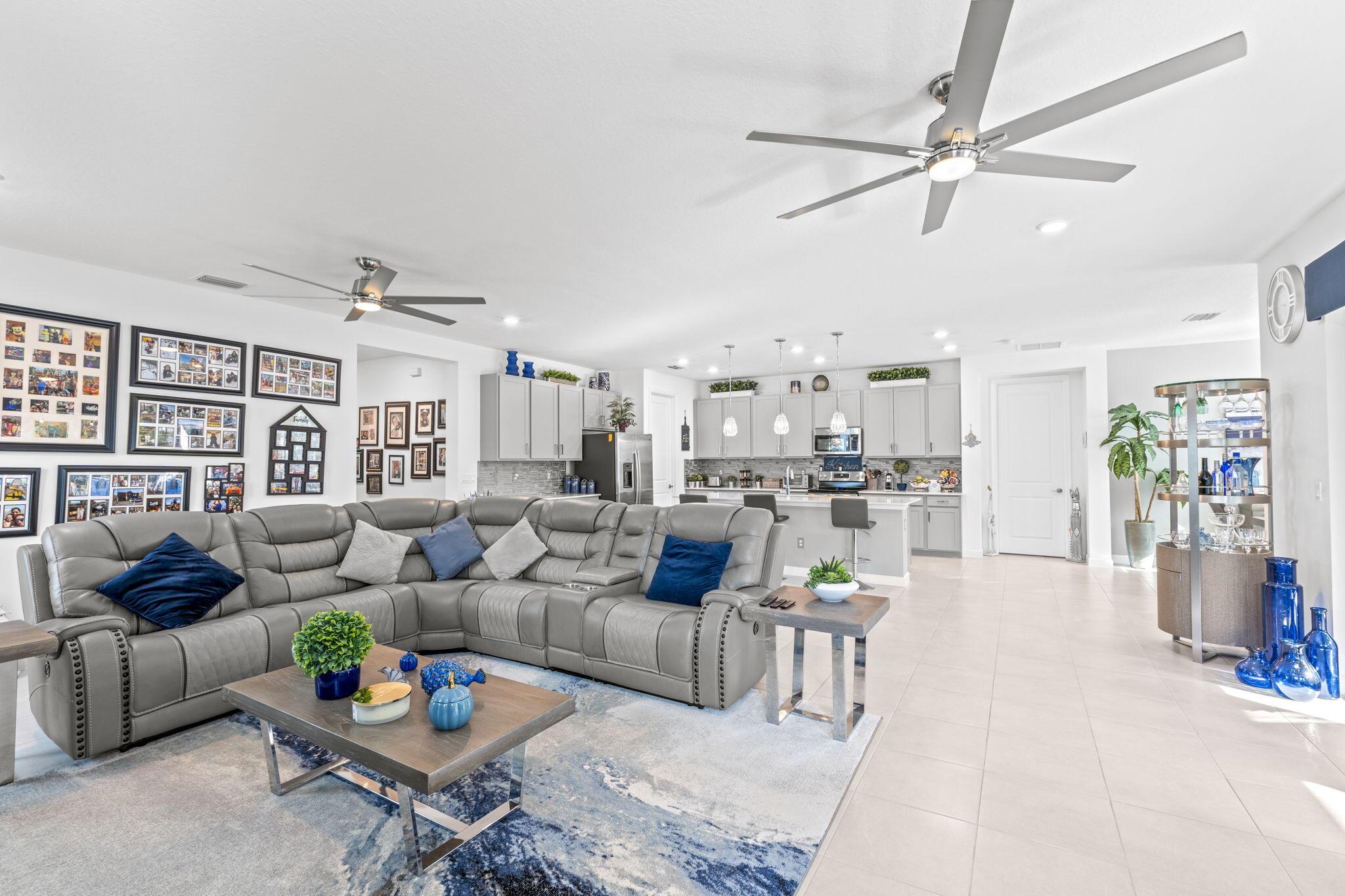 CRESTWOOD NORTH - Residential