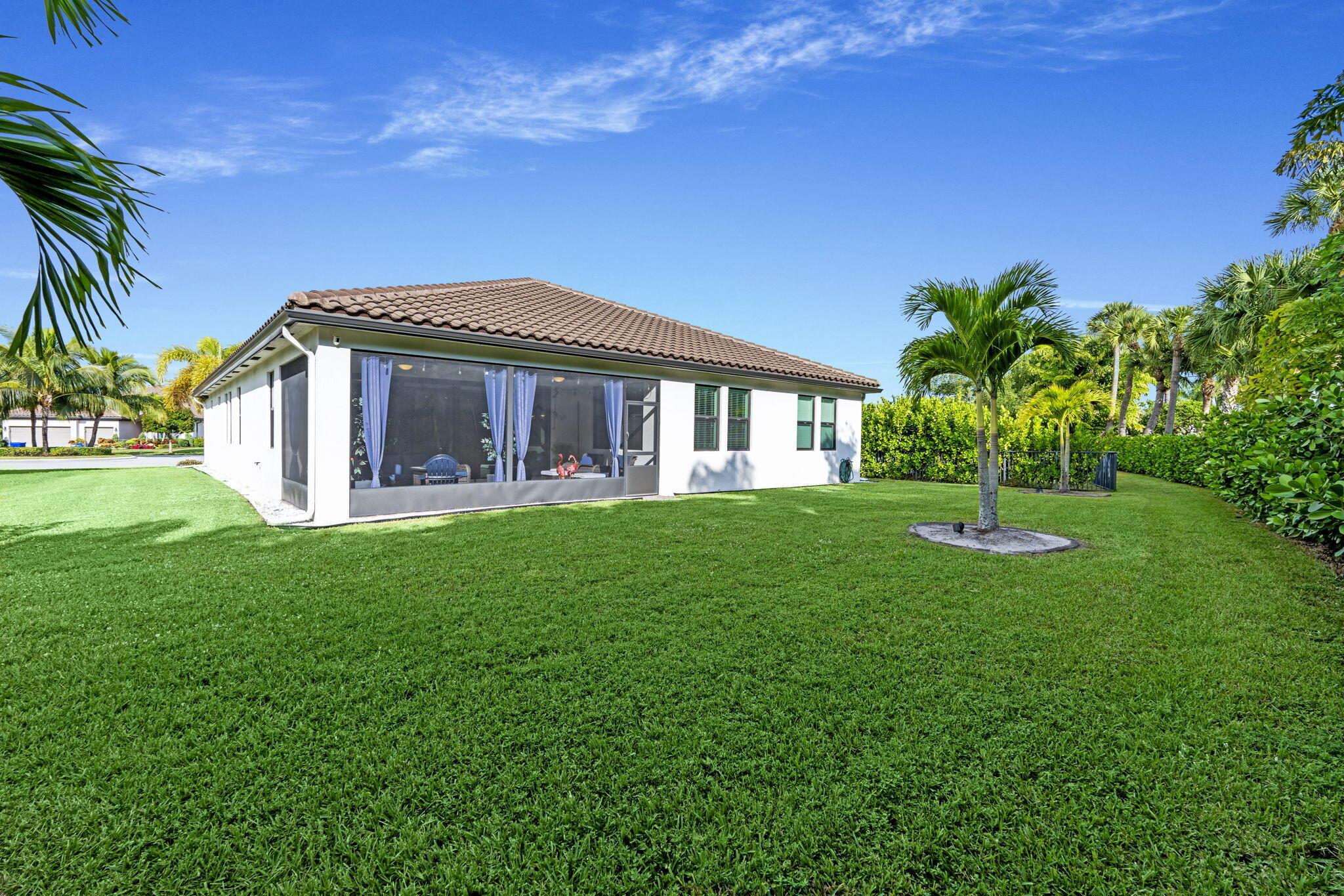 CRESTWOOD NORTH - Residential