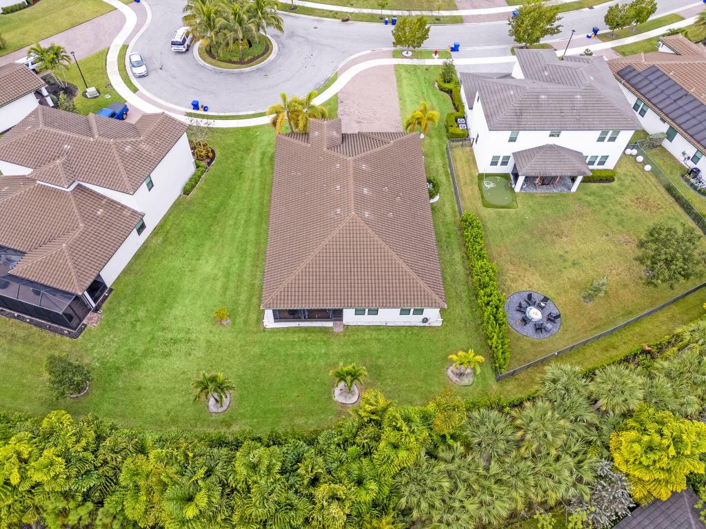 CRESTWOOD NORTH - Residential