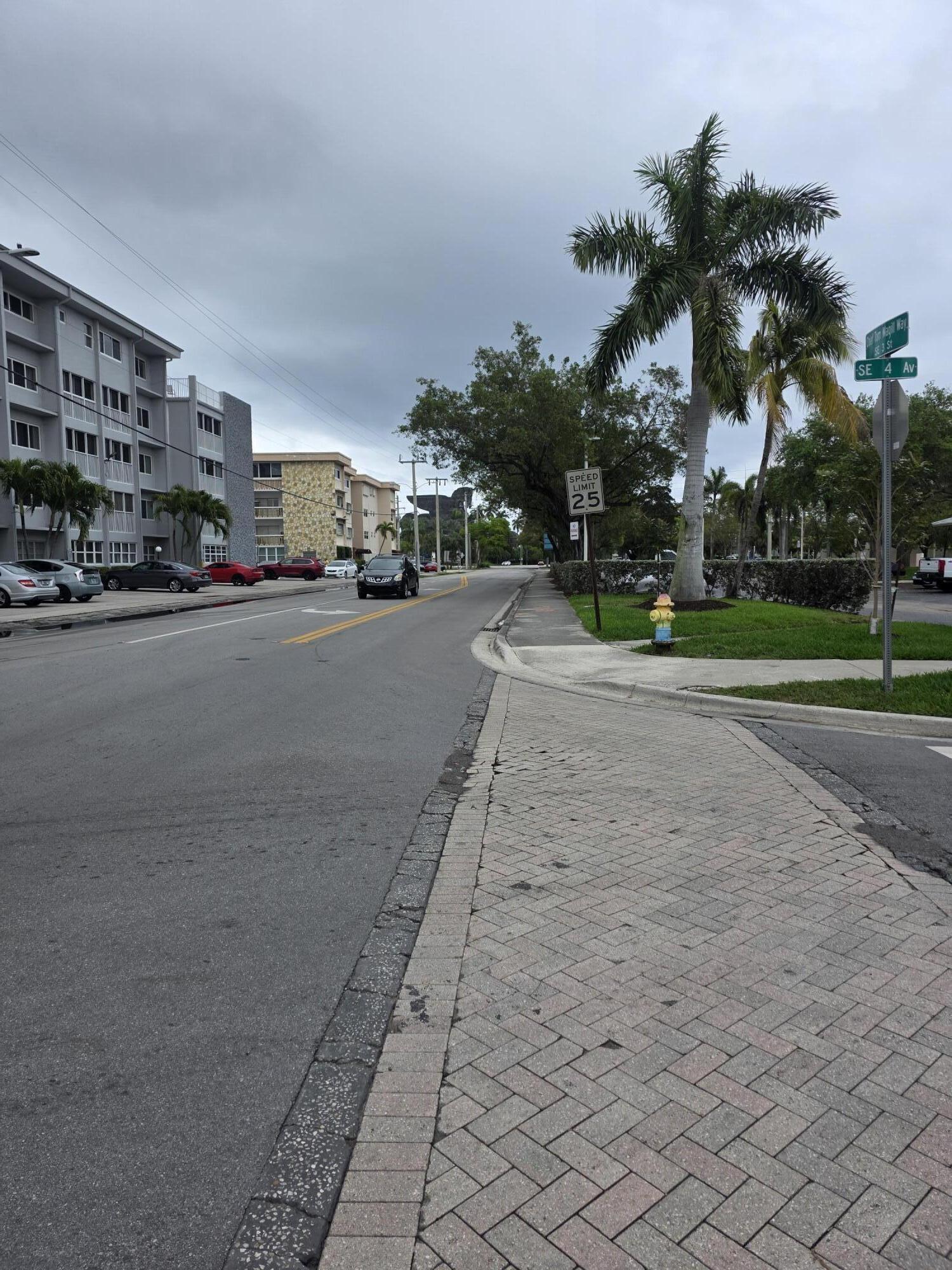 HALLANDALE PARK NO 3 - Residential Lease