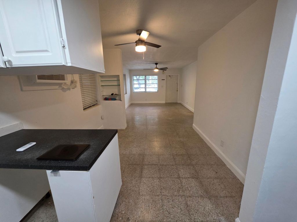 Photo of 304 SE 4th Avenue #1-2, Hallandale Beach, FL 33009 (MLS # B26002585)